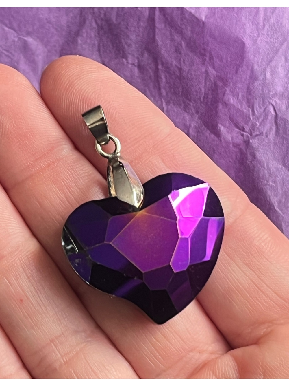 Vintage Asymmetric Faceted Crystal Heart Pendant – Deep Amethyst